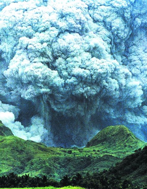 Mt Pinatubo 1991 - Volcanoes and Earthquakes: MED