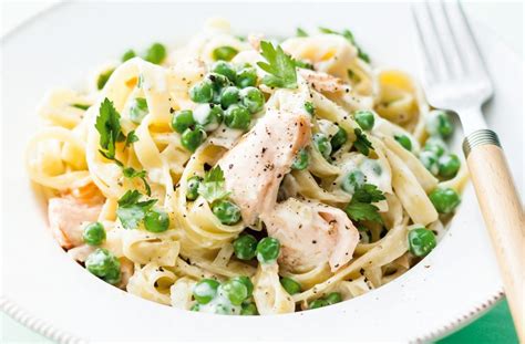 Creamy Salmon Tagliatelle | Lunch Recipes | GoodtoKnow