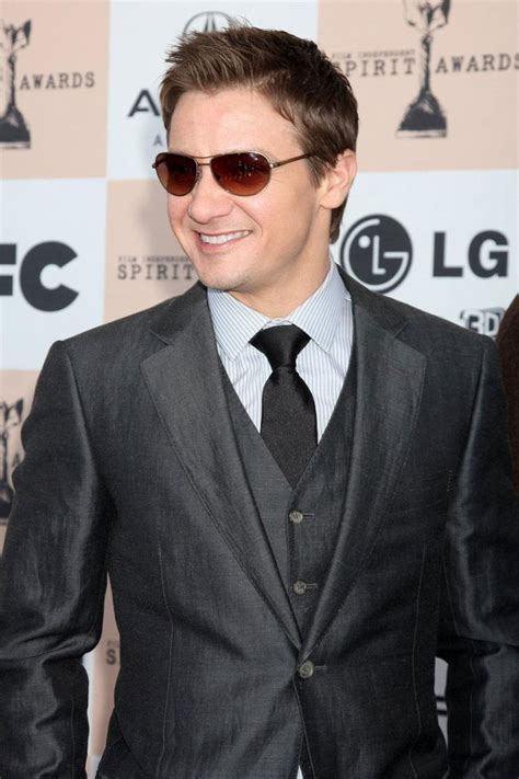 Celebrities' style: Jeremy Renner