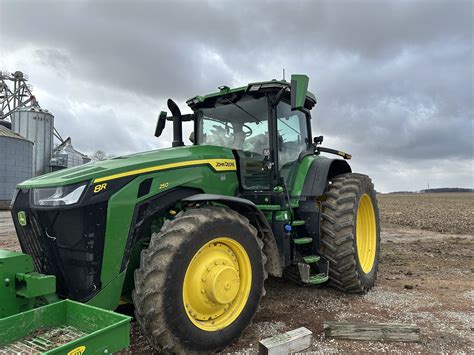 2023 John Deere 8R 250 - Row Crop Tractors - Bluffton, IN