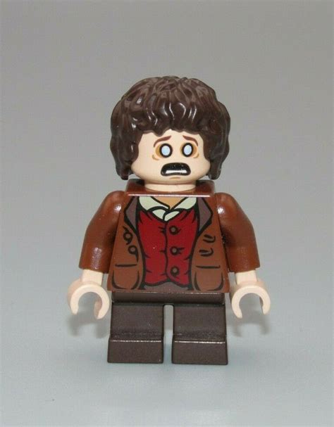 Mavin | Lego FRODO Baggins red Lord of the Rings Hobbit minifigure LOTR 9470