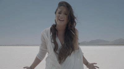 Demi Lovato - Skyscraper - Music Video Screencaps - Demi Lovato Photo ...