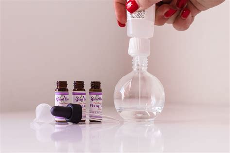 DIY Homemade Perfume (a simple homemade gift) - Live Simply