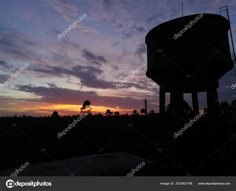 Silhouette City Sunset — Stock Photo © Imaginechina-Tuchong #291065796