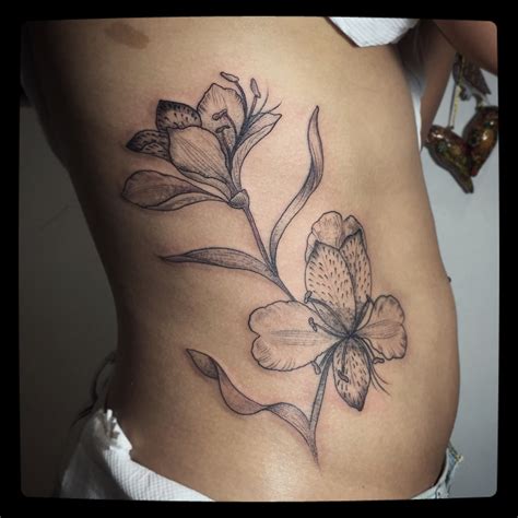 Alstroemeria Tattoo | [+]ALSTROEMERIA