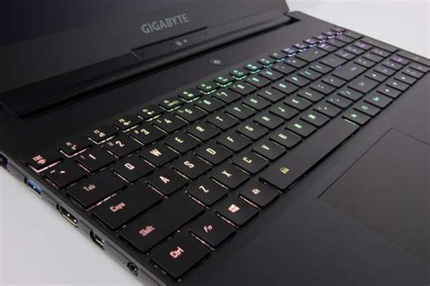 GIGABYTE's Newest AERO 15 is a Powerhouse "Gaming" Laptop with a Slim ...