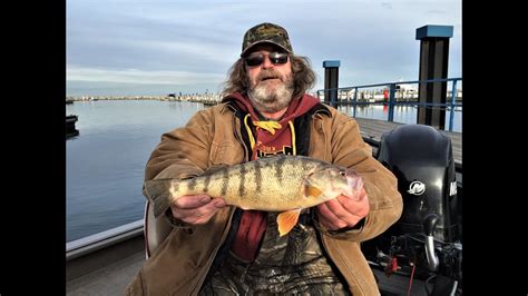 Lake Michigan Perch Fishing - YouTube