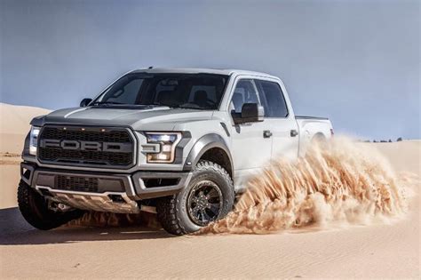 Nuevo vídeo nos Muestra F-150 Raptor en Dunas de Michigan - AutomotorPro.com