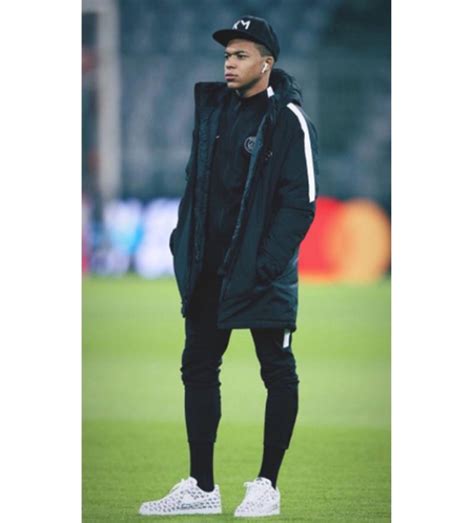 Kylian Mbappé’s Personal Style - Kylian Mbappé’s Athleisure Style | GQ ...