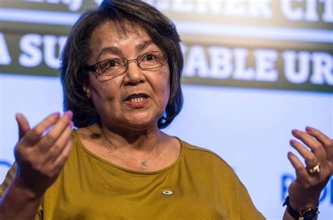 Beitbridge border: De Lille accused of writing letter pushing for tender