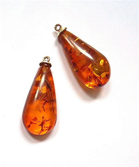 Turkish amber | Amber: fossilized tree resin. Length: 25 mm … | MAURO CATEB | Flickr