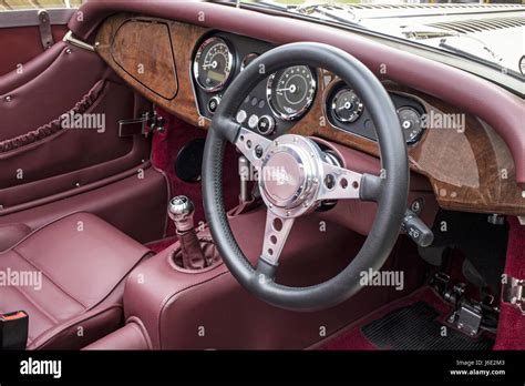 Morgan classic car hi-res stock photography and images - Alamy