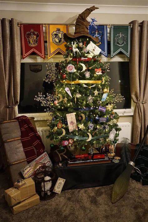 This Magical Harry Potter Christmas Tree Will Make You Never Want A Plain Old Pine Again