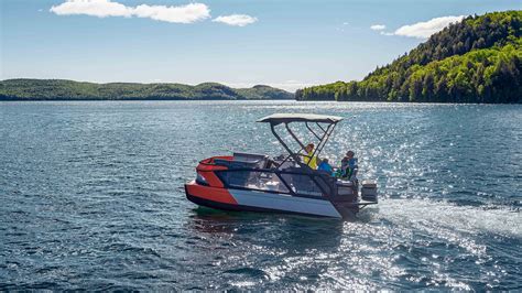 2023 Sea-Doo Switch Cruise: Pontoon Boat for cruising