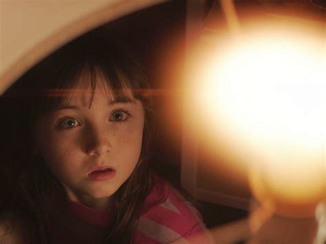 Poltergeist Trailer and Poster of the remake! : Teaser Trailer