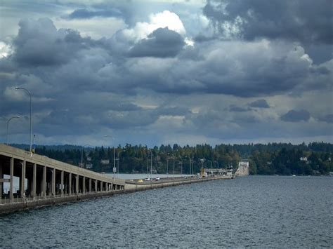 520 floating bridge across Lake Washington | Flickr - Photo Sharing!