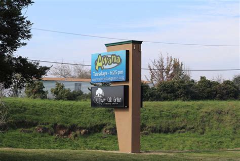 Outdoor Programmable Led Signs - adVISION LED Inc. 🇺🇸