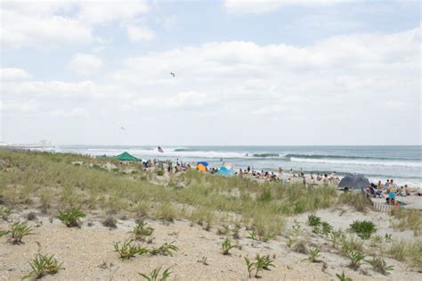 The Must See Sandy Hook Beaches - Janessa and Colin