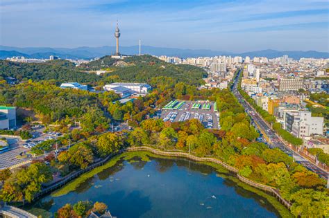 7 Amazing Things to Do in Daegu 대구 (By a Local) | Books and Bao