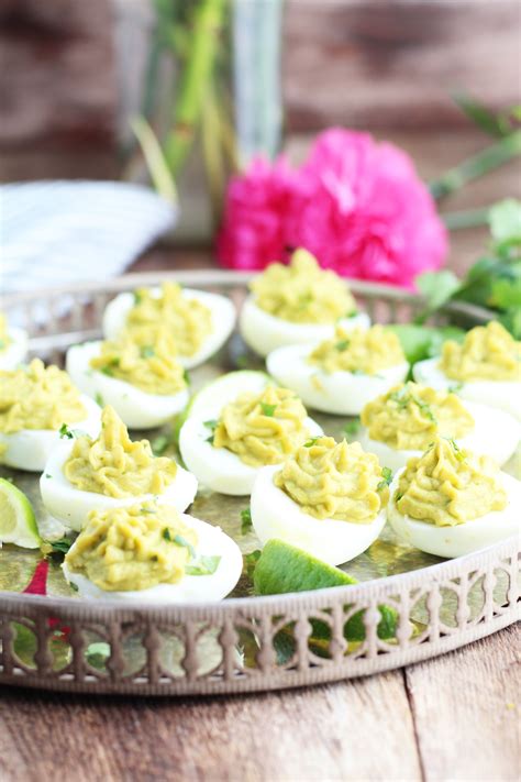 Avocado Deviled Eggs | 3 Yummy Tummies