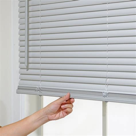 Mainstays Cordless 1" Vinyl Light Filtering Blinds, Gray - Walmart.com ...