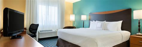 Hotel Rooms near Bismarck Airport | Fairfield Inn Bismarck South