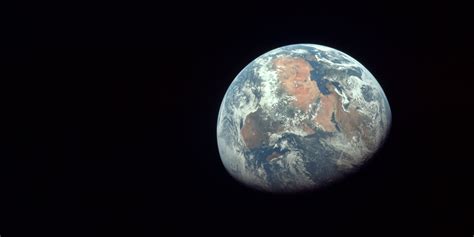 25 iconic photos of Earth from deep space - Business Insider