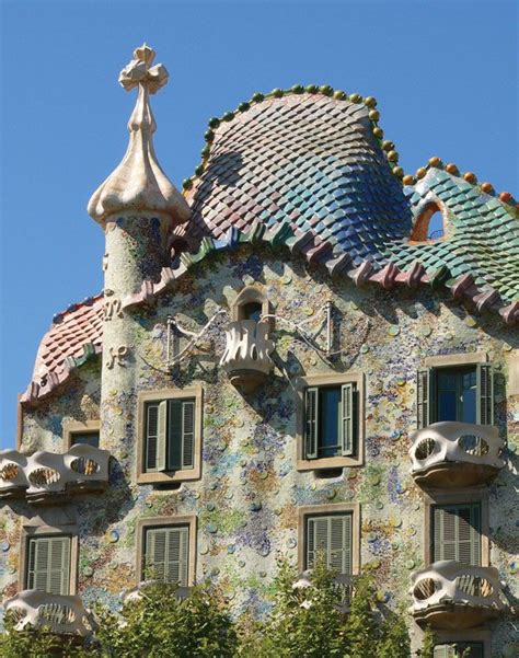 Antoni Gaudi | Biography, Sagrada Familia, Works, Buildings, Style, & Facts | Britannica