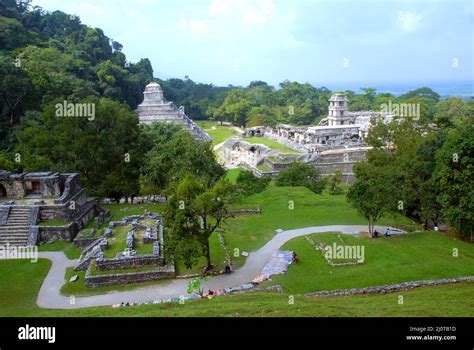 Ancient Mayan ruins outside Palenque, Mexico Stock Photo - Alamy