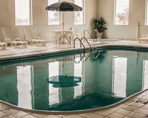 Comfort Inn Pool: Pictures & Reviews - Tripadvisor