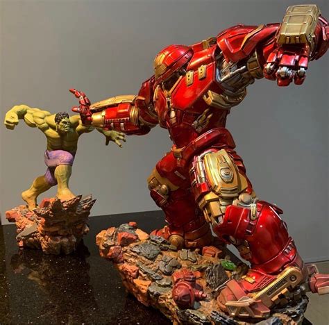 Iron Studios Hulk vs Hulkbuster diorama, Hobbies & Toys, Toys & Games on Carousell