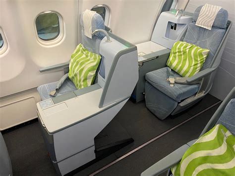 Lufthansa A330 300 Business Class Seats Review | Elcho Table