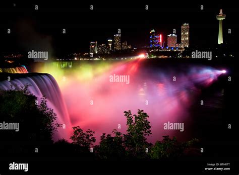 Niagara Falls Night lights Stock Photo - Alamy