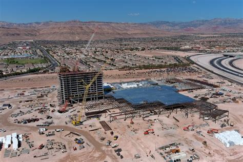 Station Casinos To Top Off Durango, Company Bullish on Las Vegas