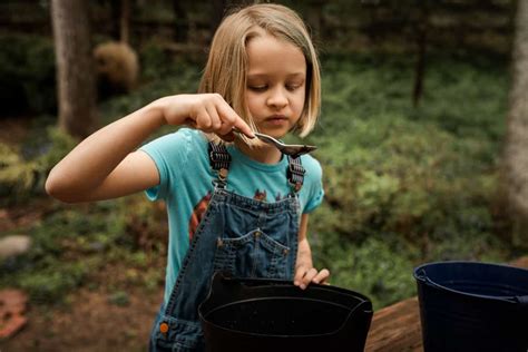 Mud Activities for Kids: 7 Ways to Have Fun with Mud