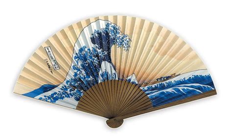 japanese fans | Traditional Japanese design paper fan , Japanese craft | Japanese fan, Japanese ...