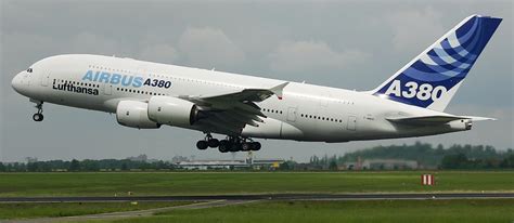 Archivo:Airbus A380 inbound ILA 2006.jpg - Wikipedia, la enciclopedia libre