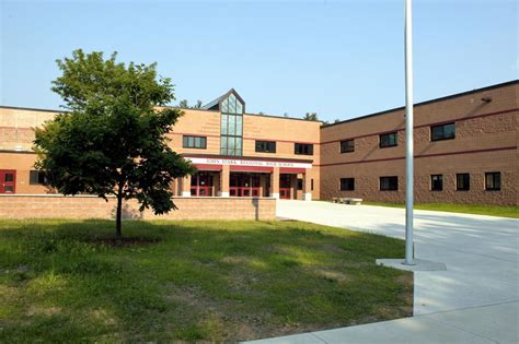 John Stark Regional High School: North Branch Construction