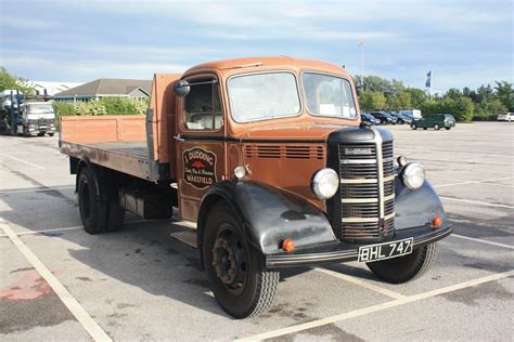 Bedford Type O | Bedford | Pinterest | Bedford Town F.C., Commercial vehicle and Cars