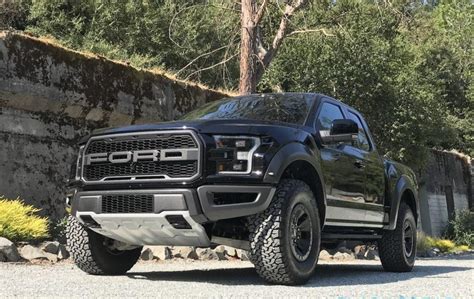 2017 Ford F-150 Raptor SuperCab Review: Really Trucking Good - SlashGear