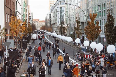 25 Years Fall of the Berlin Wall Celebration – BERLIN SIDEWALK