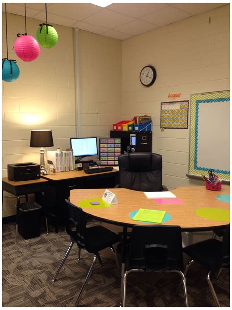 #kidney #table #teacher #desk #kidneytableteacherdesk Teachers desk with kidney table. Dry erase ...