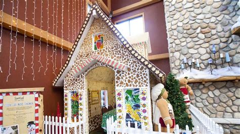 Photos: Eat in giant gingerbread house for a cause