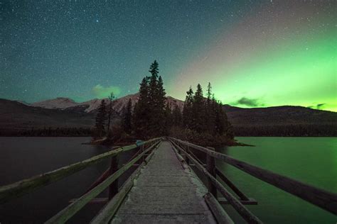 12 Best Easy Hikes In Jasper That Will Blow Your Mind - For Two, Please