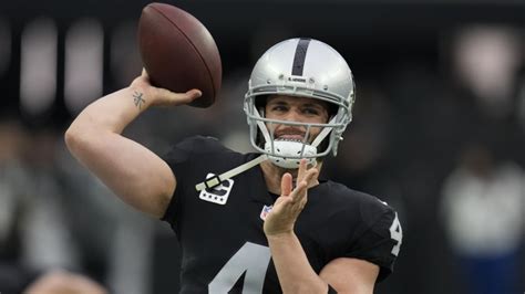 Derek Carr Trade Rumors: Raiders Allow Quarterback to Visit Saints ...