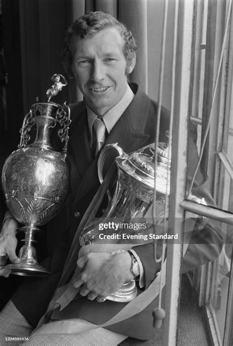 English footballer Bob Wilson, goalkeeper with Arsenal FC, posed with... News Photo - Getty Images