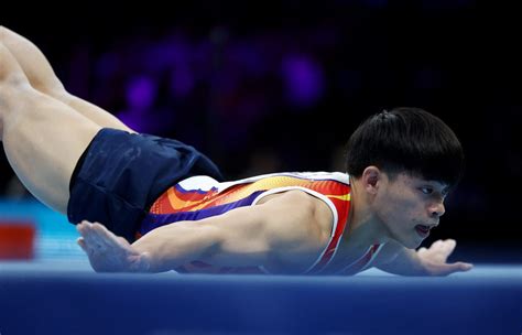 Medal streak busted in world championships as Carlos Yulo falls short of floor exercise bronze