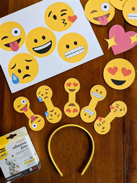 Easy Emoji Halloween Costume DIY Idea 😍 🎃 with Printable Headband ...