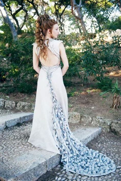 Margaery tyrell wedding dress | Game of thrones costumes, Game of thrones dress, Wedding dresses