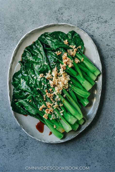 An Easy Chinese Greens Recipe - Omnivore's Cookbook